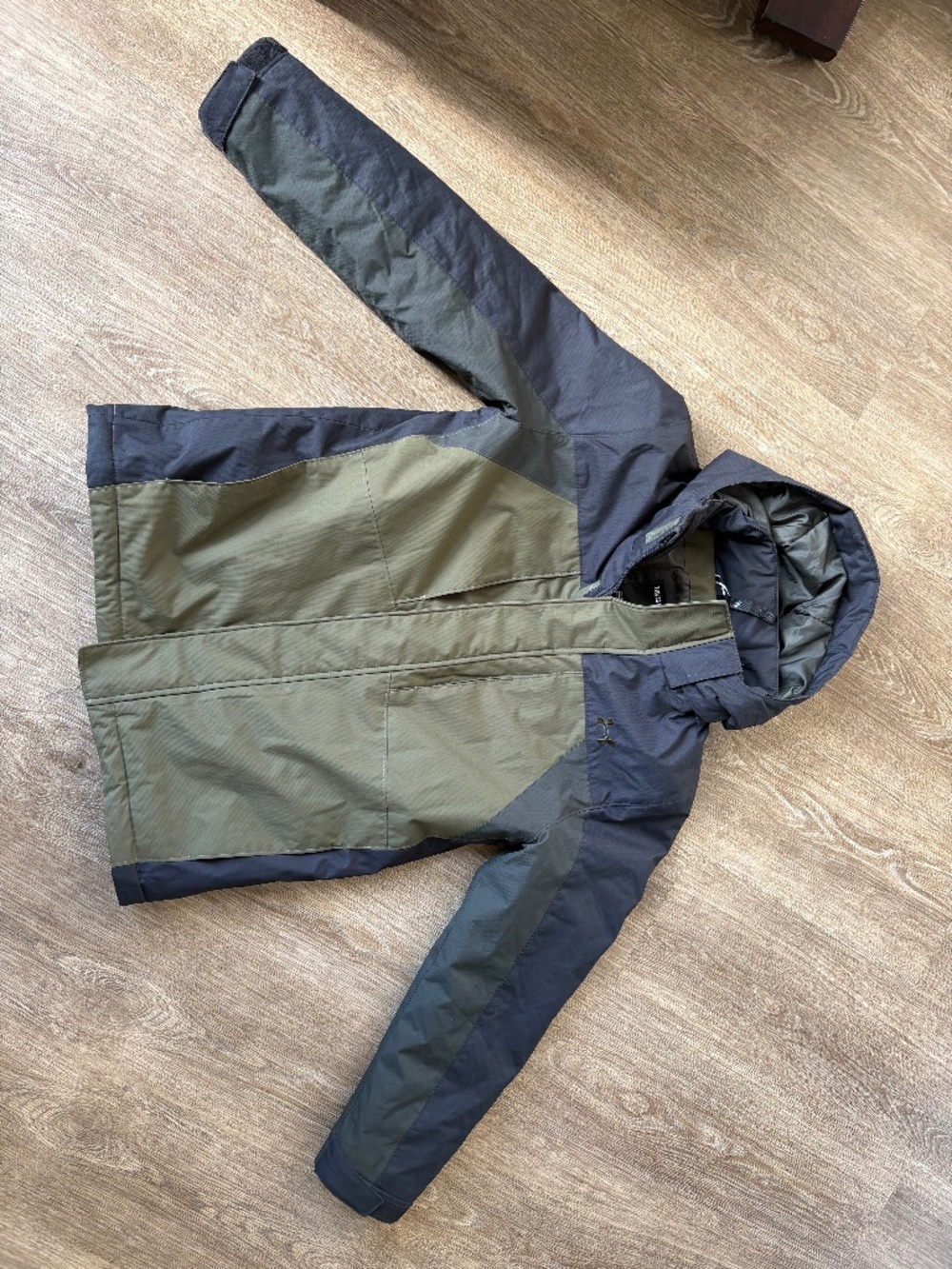Under Armour Youth L winter jacket